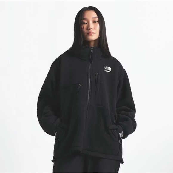 SKIMS Jackets & Blazers - The Northface x Skims 1995 Denali Fleece Jacket in Onyx Size Medium NWOT